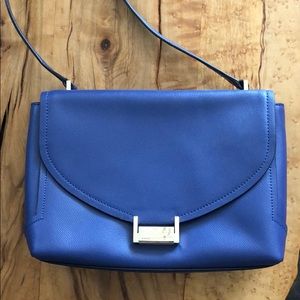 Kate spade shoulder bag with golden clasp